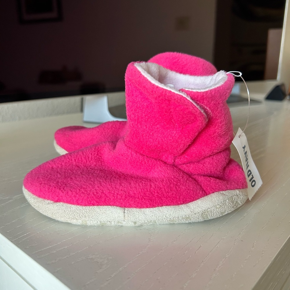 NWT, OLD NAVY, Kids' Cozy Slipper Booties, Pink, Size: 11, 5T